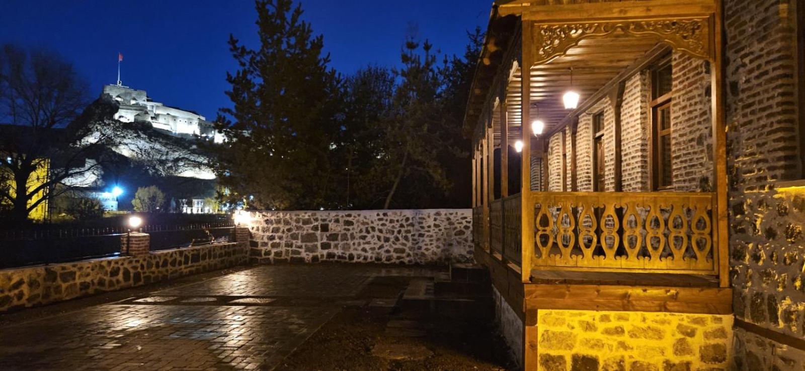 קארס Mihman Konak Hotel מראה חיצוני תמונה