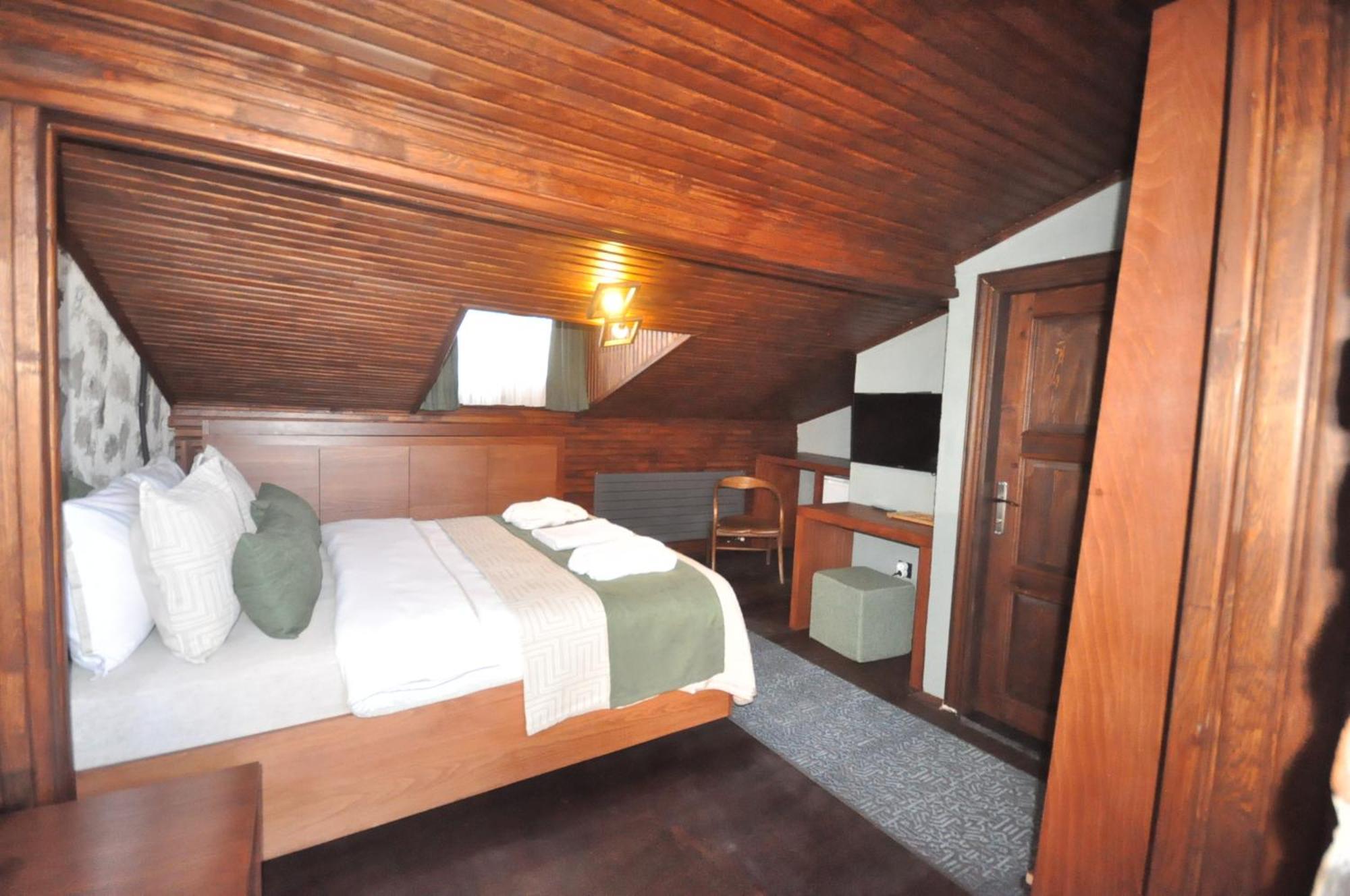 קארס Mihman Konak Hotel מראה חיצוני תמונה