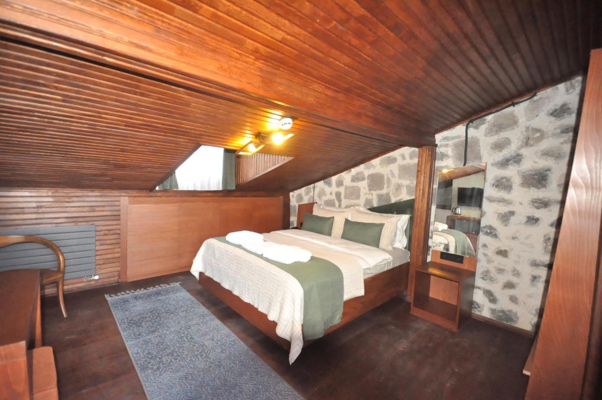 קארס Mihman Konak Hotel מראה חיצוני תמונה